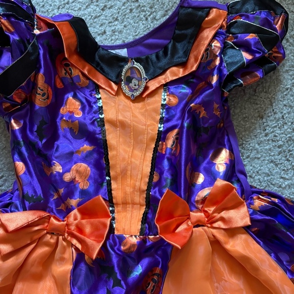 Disney Store Minnie Mouse Halloween Witch Costume - Orange and Purple 7/8 World - Picture 4 of 6
